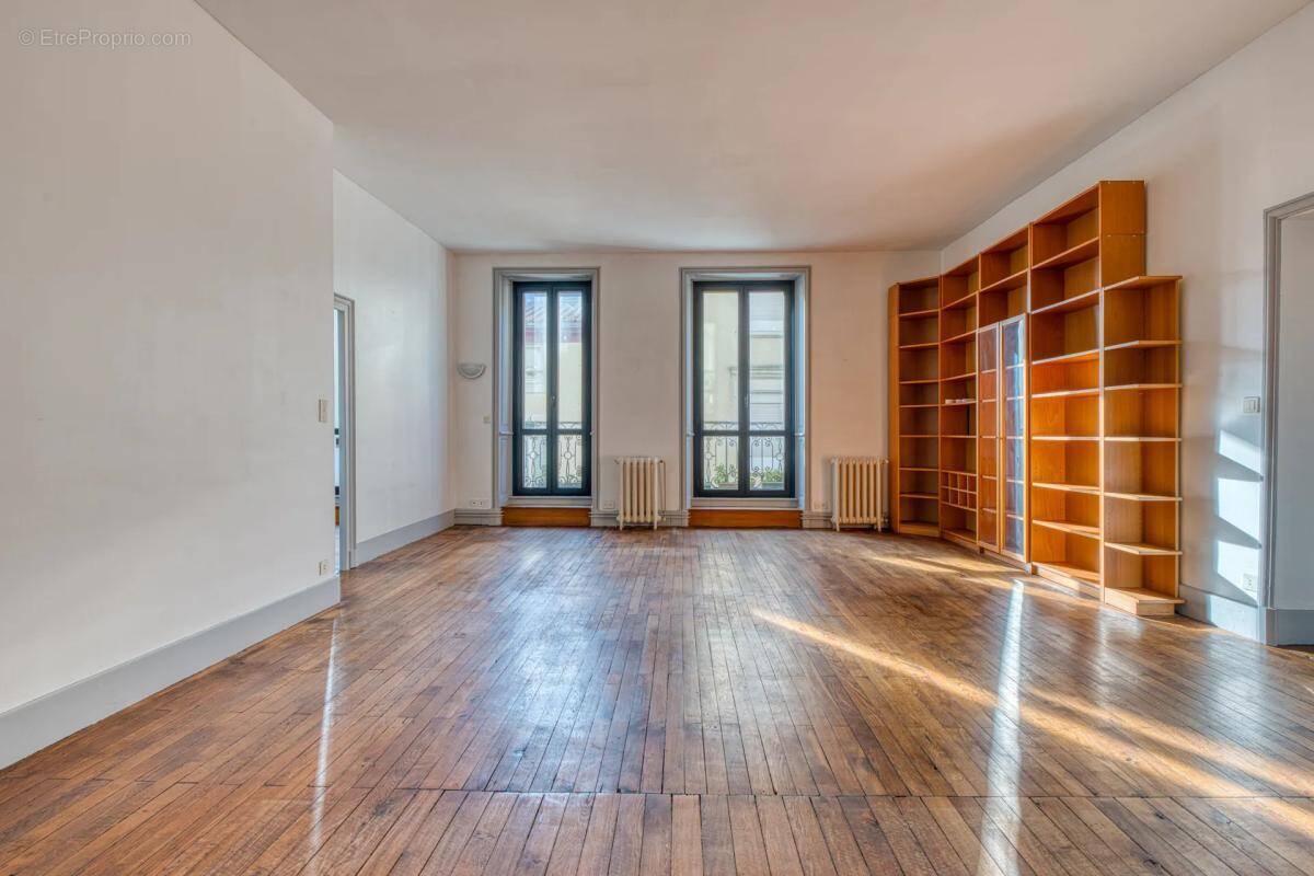 Appartement à LES SABLES-D'OLONNE