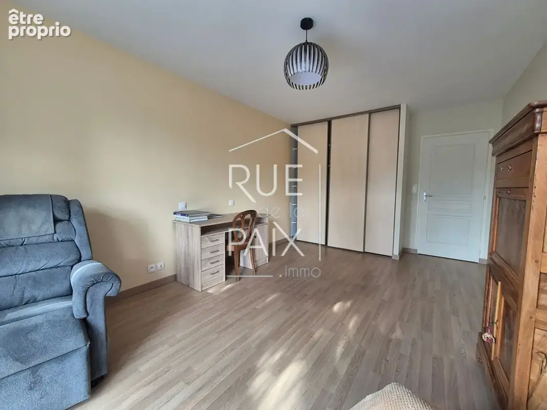 Maison Bourgeoise PAS DE JEU 6 pièce(s) 218 m2 / 5 CHAMBRES - photo 9