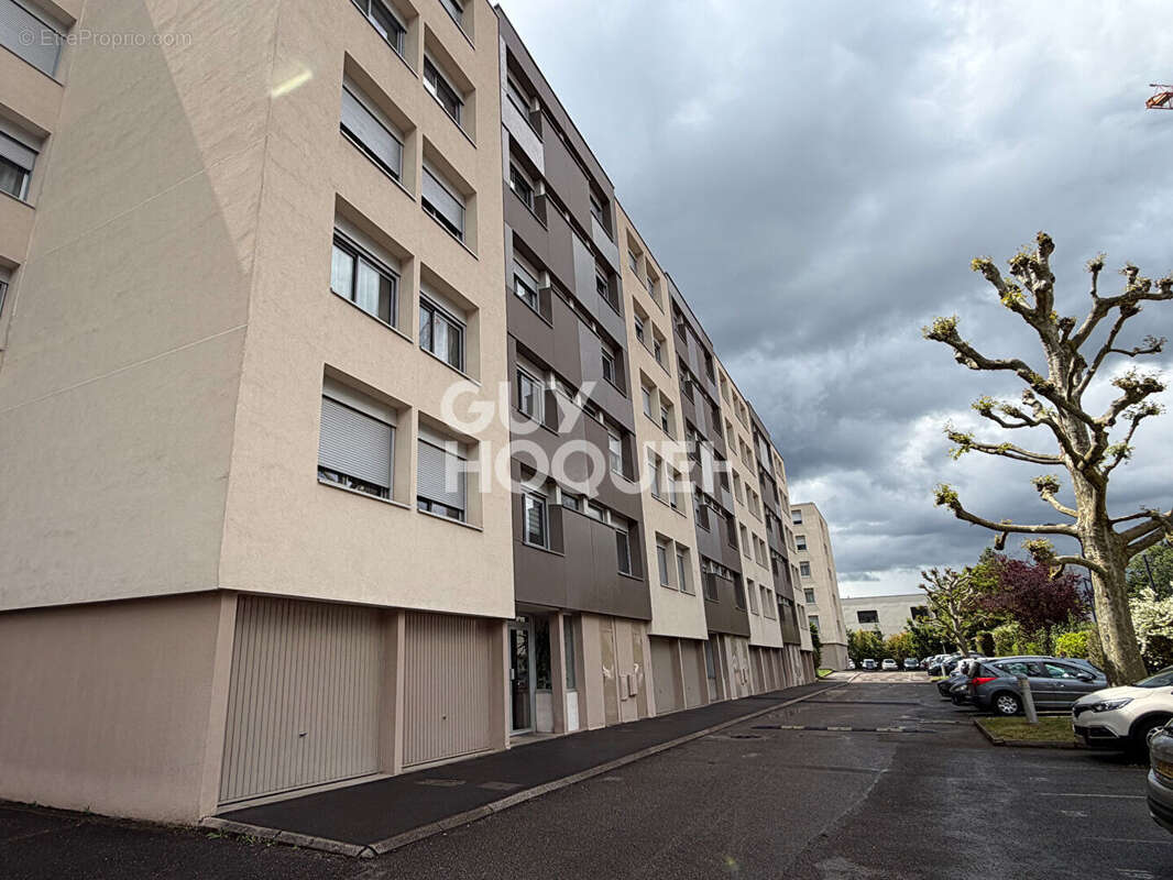 Appartement Caluire Et Cuire - Résidence les Hauts de Caluire - T4 / T5 familial 106.2 m2 - photo 10