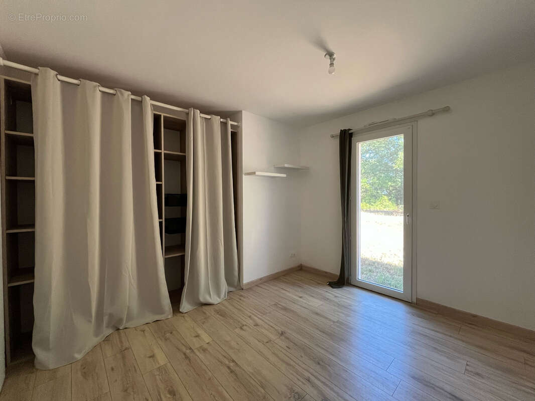 Pavillon récent de plain-pied 110 m2, 3 chambres - photo 12