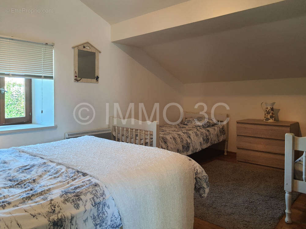 Maison à SAUZE-VAUSSAIS