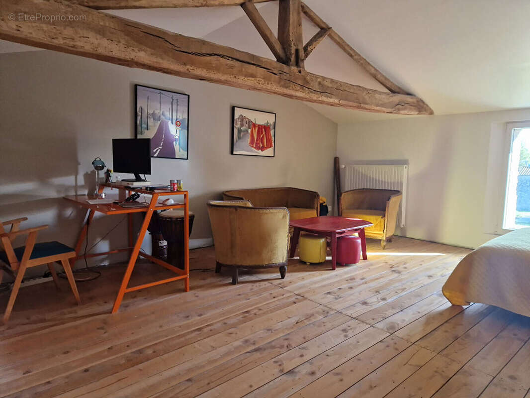 Maison à SAINT-ETIENNE-DE-MER-MORTE