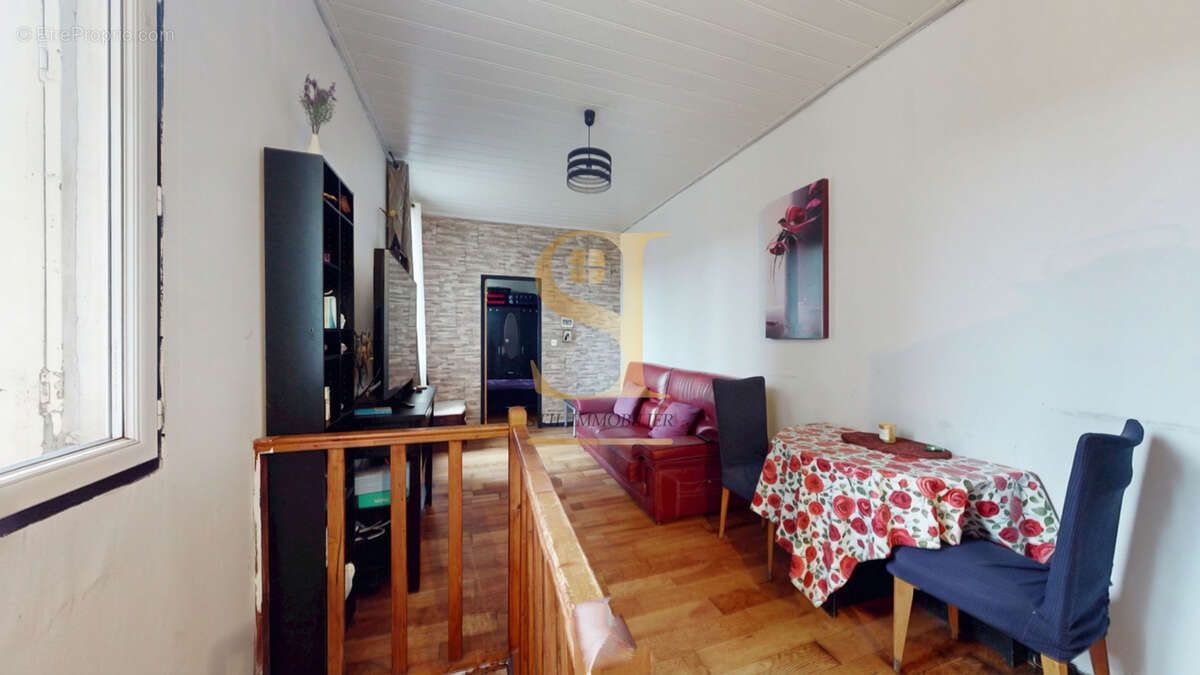 Appartement à VILLENEUVE-SAINT-GEORGES