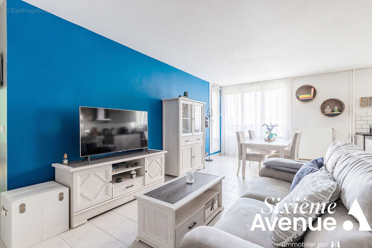 Appartement à CHILLY-MAZARIN