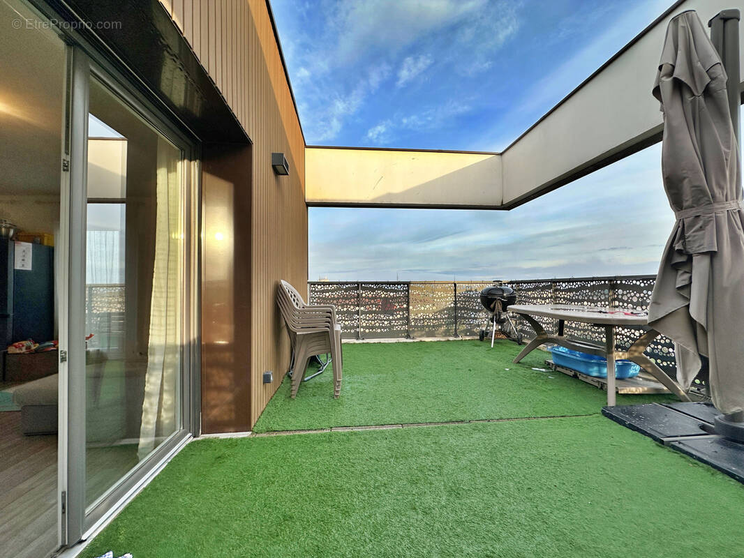 Appartement à L&#039;ISLE-D&#039;ABEAU