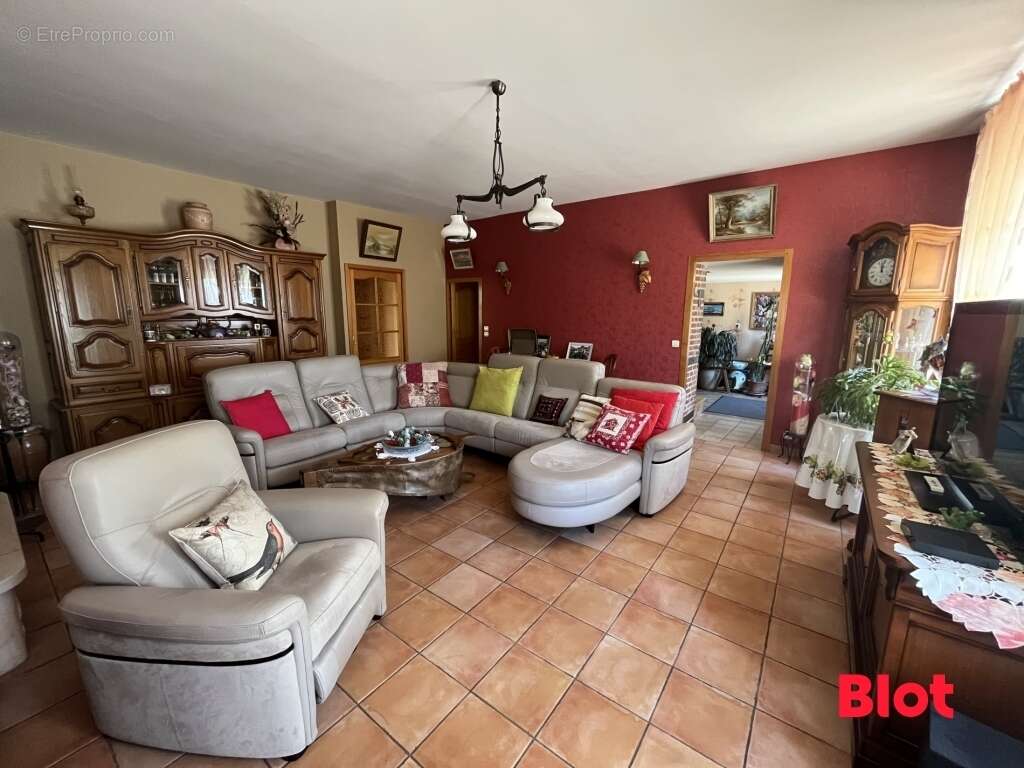 Maison à RANNEE