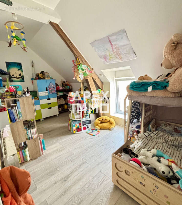 Maison à VIENNE-EN-VAL