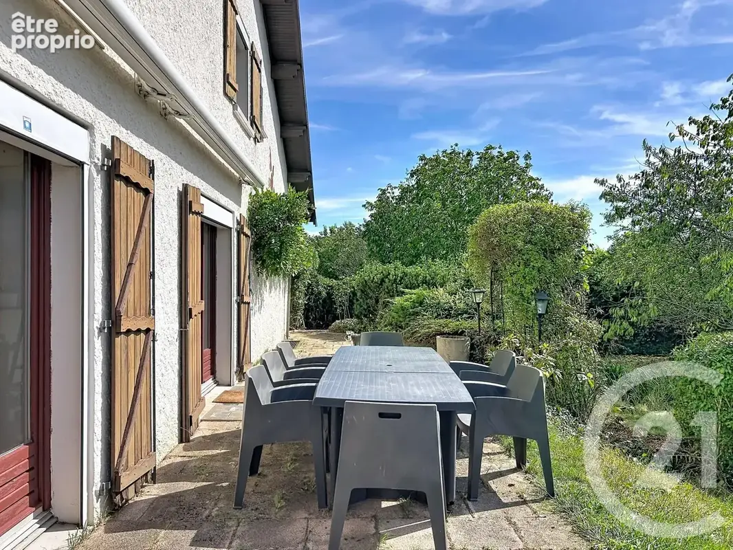Maison 7 pièces 198 m² à vendre à Thaon-Les-Vosges (88150) - photo 25