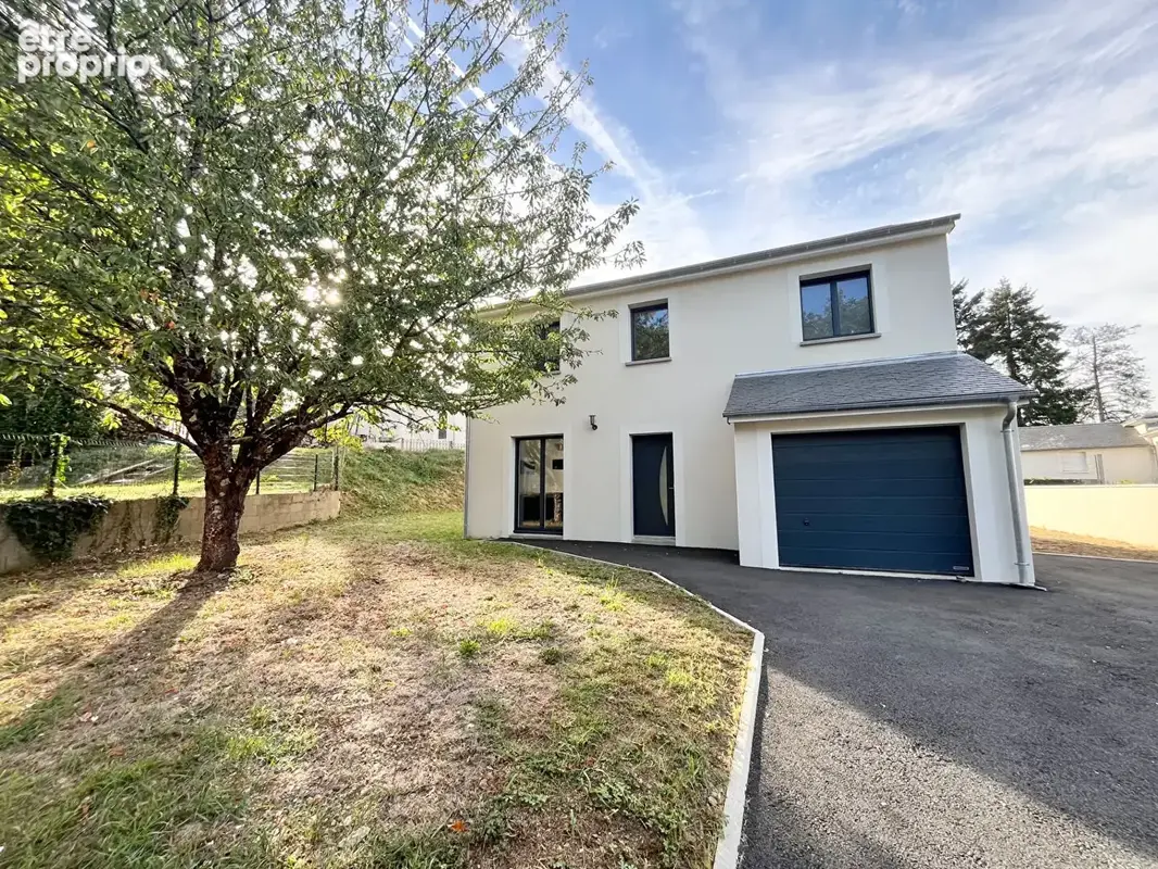 Photo Maison à Saint-Cyr-Sur-Loire au prix de 465 000€