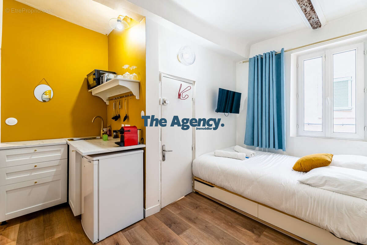 Appartement à MARSEILLE-2E