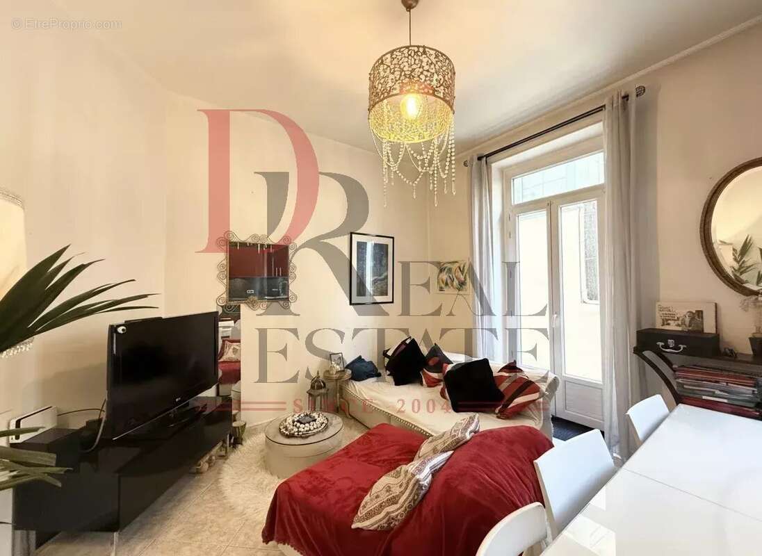 Appartement à BEAUSOLEIL