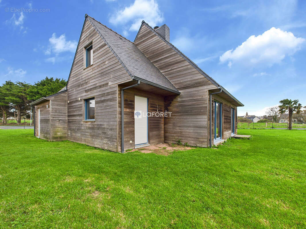 Maison à PLOMEUR