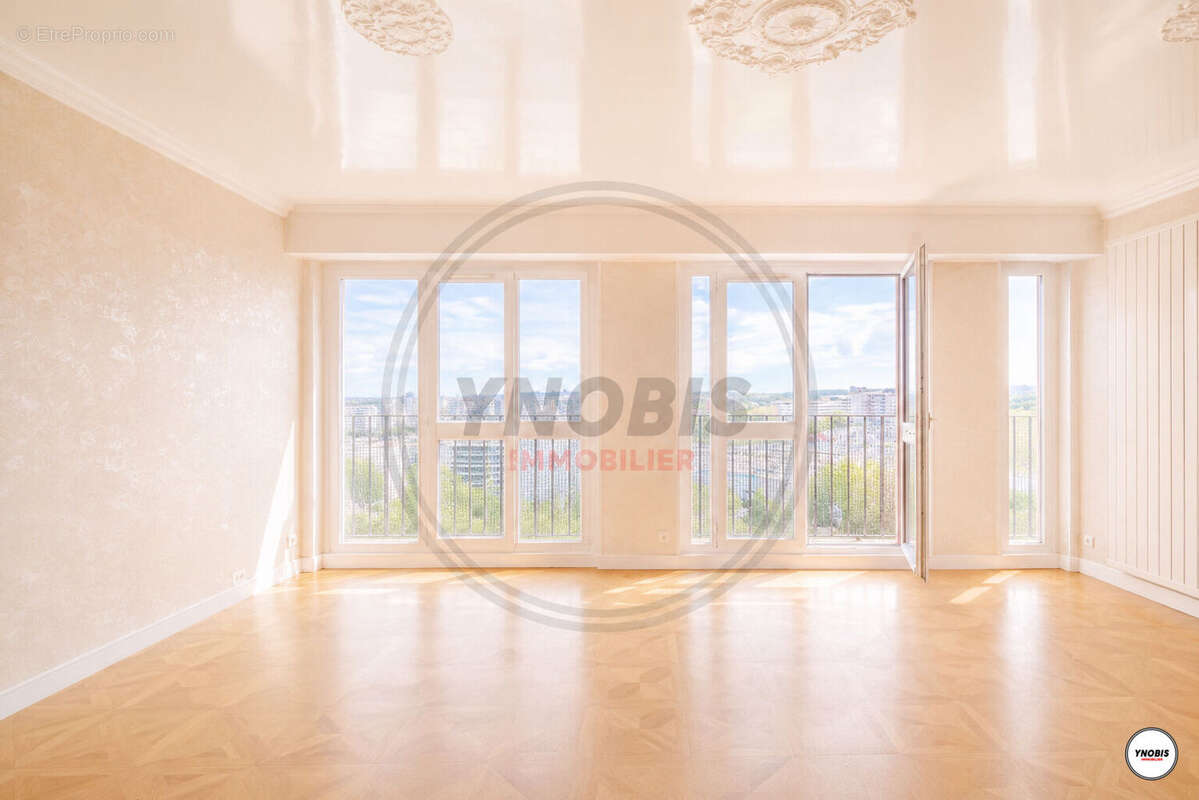 Appartement à LES MUREAUX