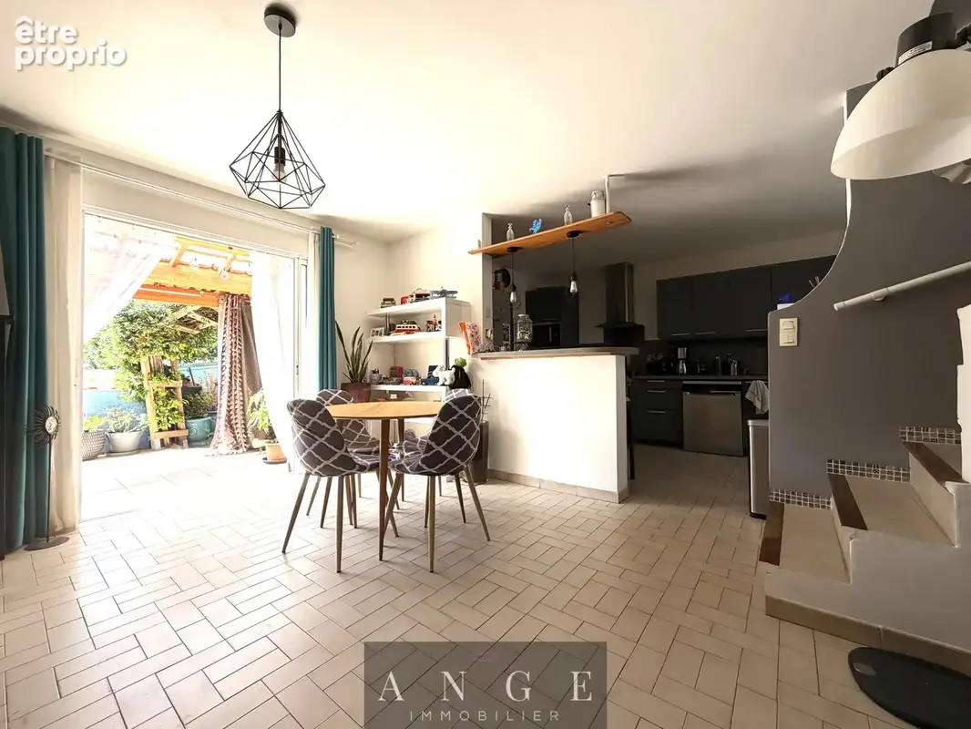 Villa La Crau T5 et jardin centre ville - photo 3