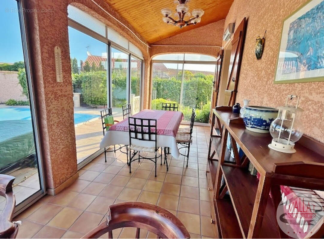 Villa T4 avec piscine dans quartier pavillonnaire agréable ! - photo 3