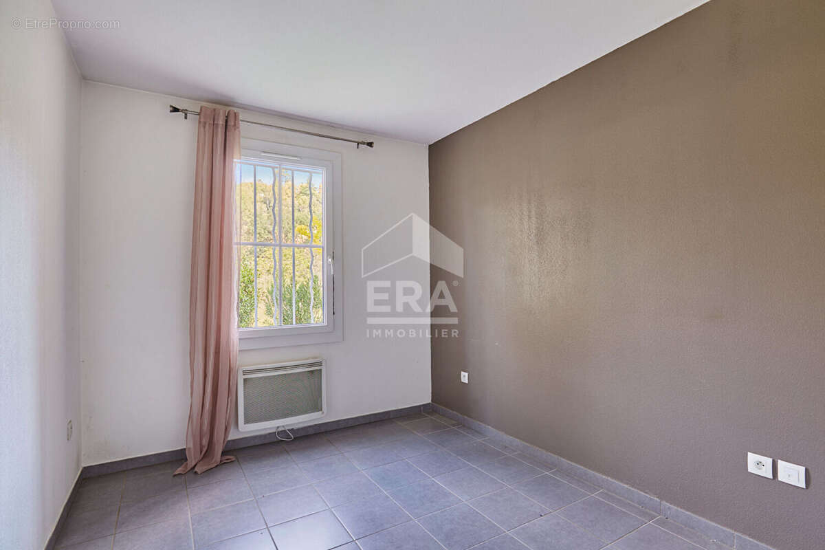 Appartement 80m² à Les Milles - photo 10