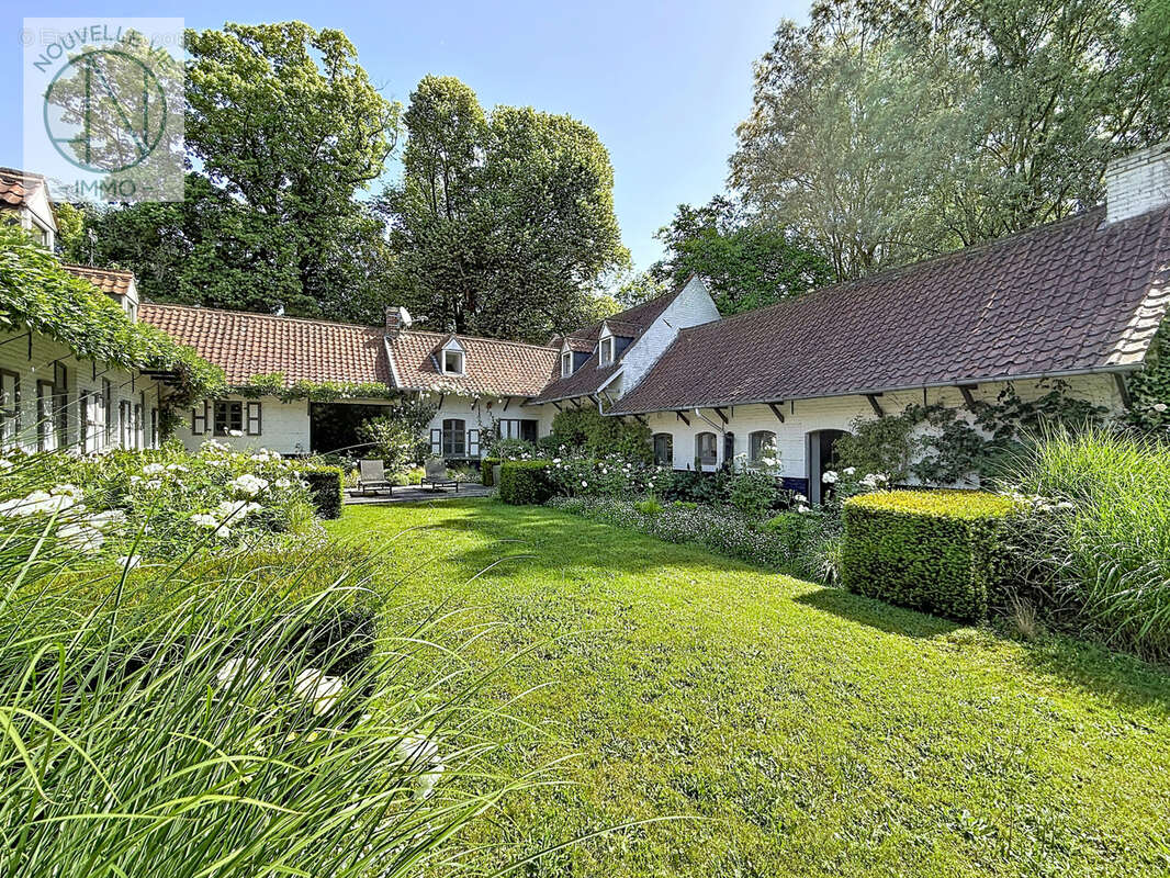 Maison à CROIX