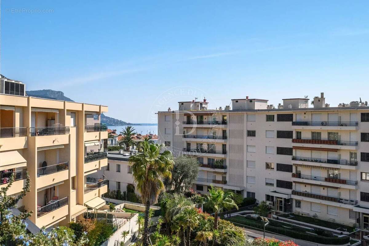 Appartement à BEAULIEU-SUR-MER