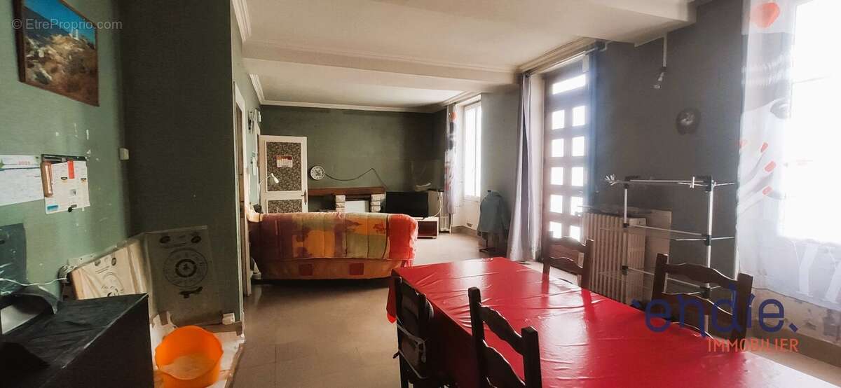 Maison à CHATILLON-SUR-INDRE