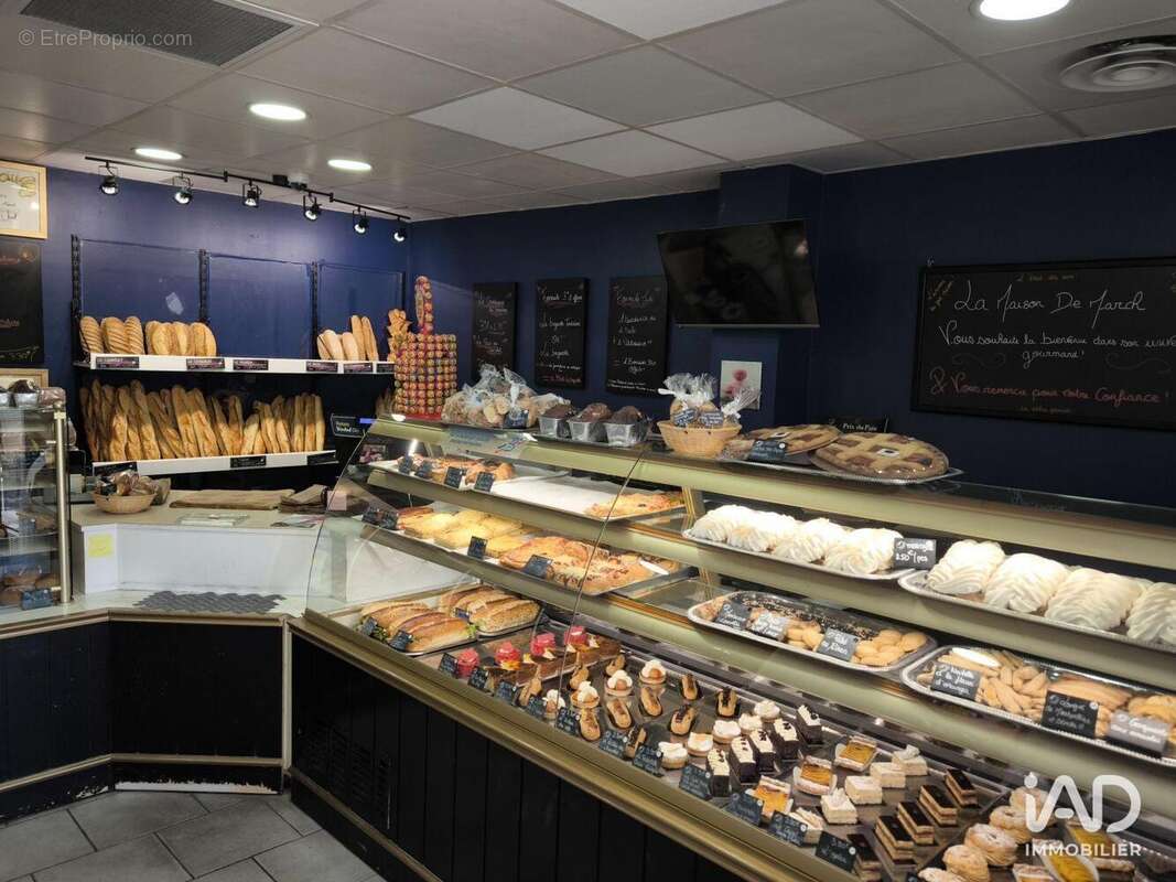 Photo 2 - Commerce à VOLX