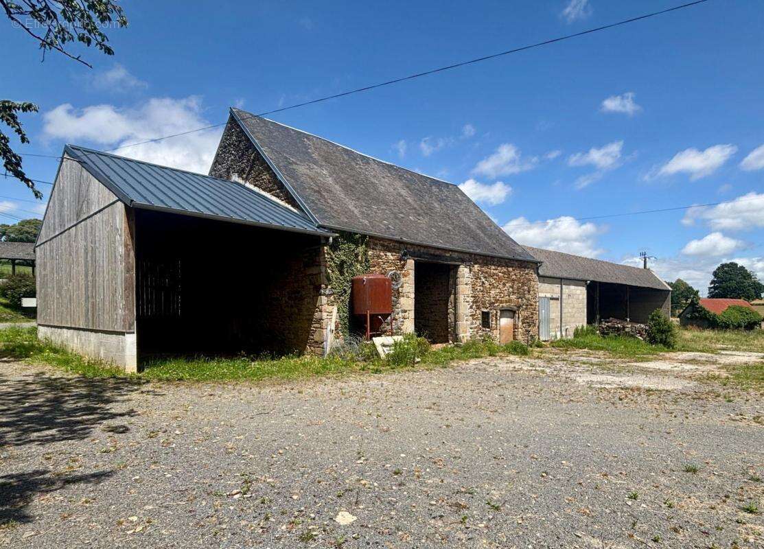 Maison à ISIGNY-LE-BUAT