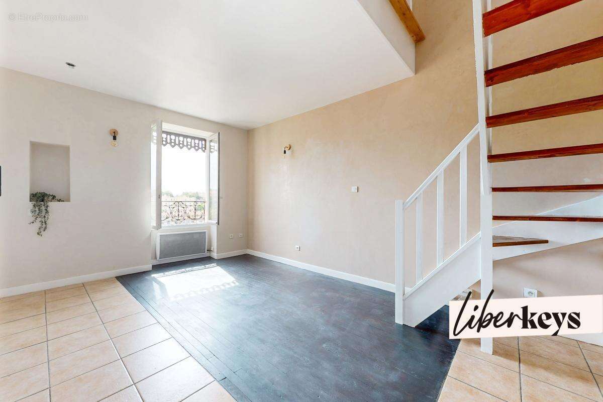 Appartement à LYON-5E