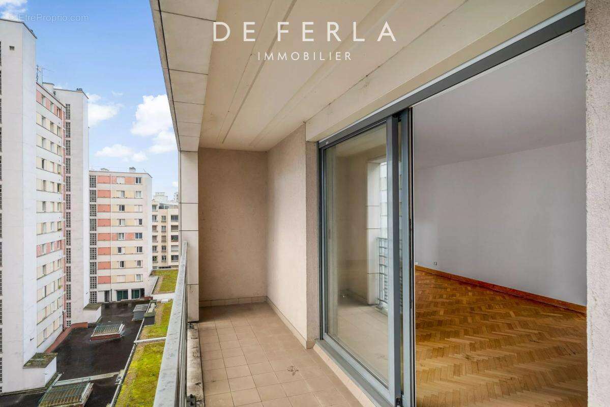 Appartement à PARIS-15E