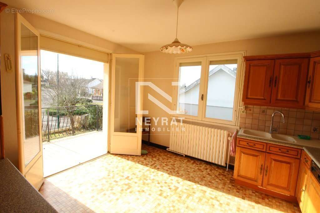 Maison à PIERRE-DE-BRESSE