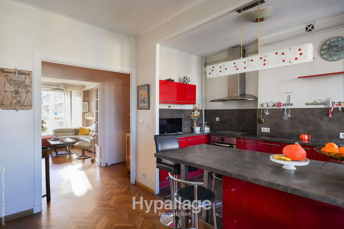 Appartement à MARSEILLE-8E