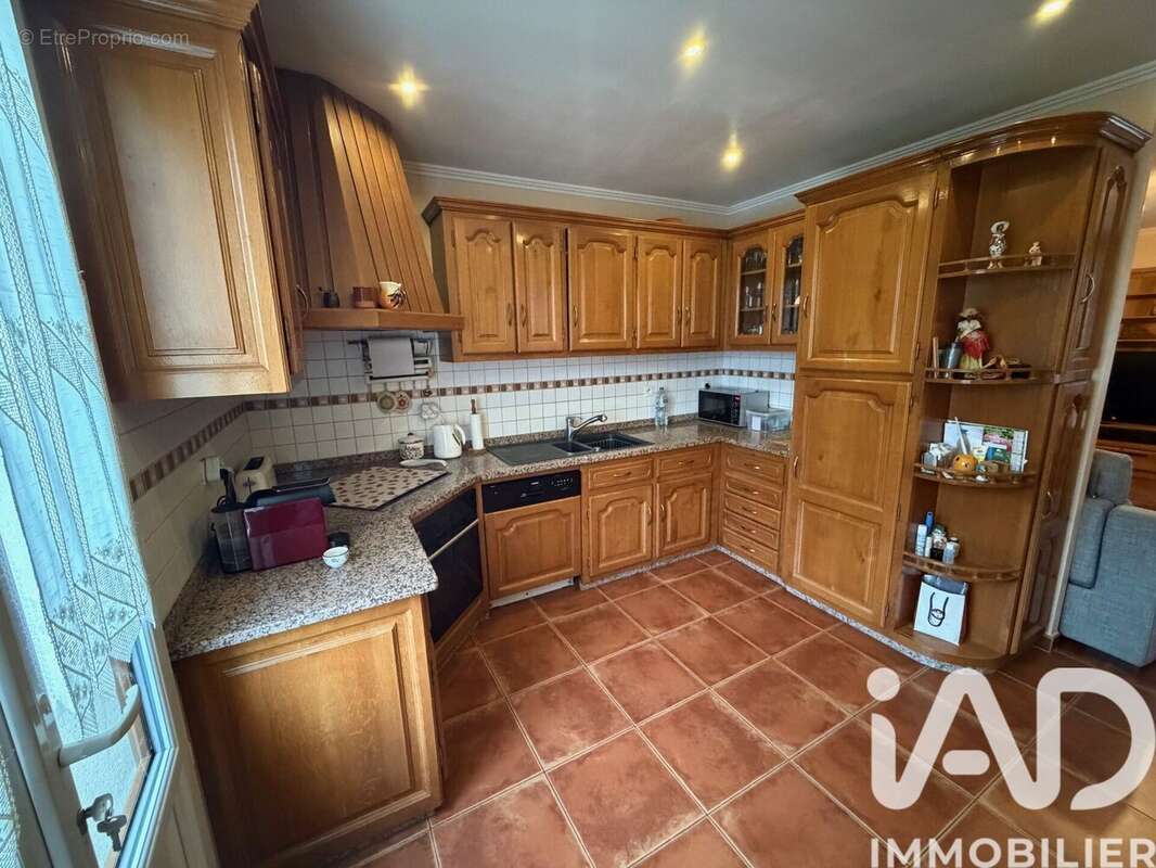 Photo 5 - Maison à VILLENEUVE-LE-ROI