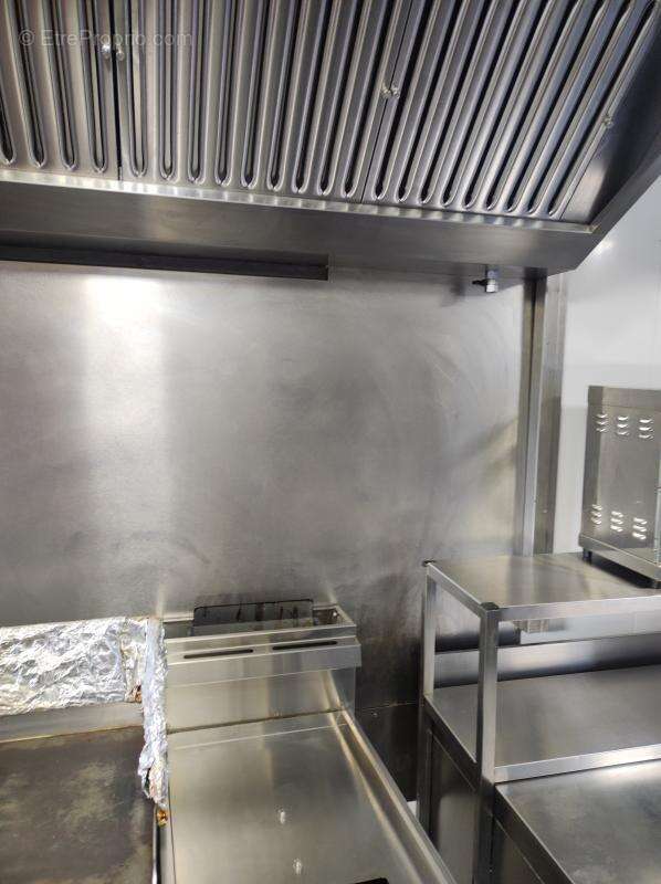 Commerce à ARTHAZ-PONT-NOTRE-DAME