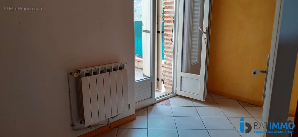 Appartement 100 m² à Cagnac-Les-Mines  - photo 6