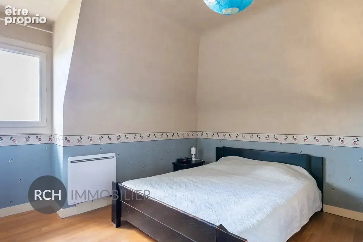 Grande maison familiale dans un environnement calme - photo 12