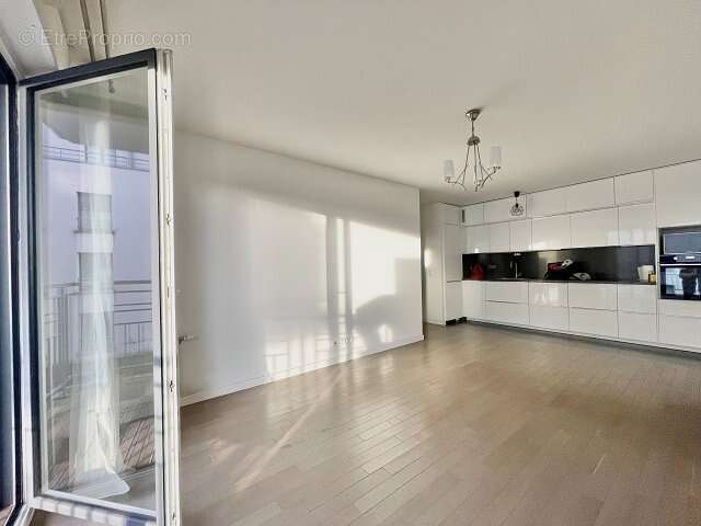 Appartement à MAISONS-ALFORT