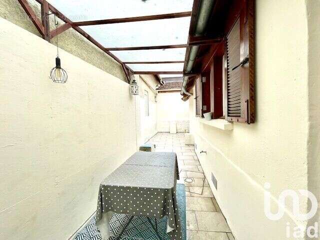 Photo 8 - Appartement à VAUJOURS