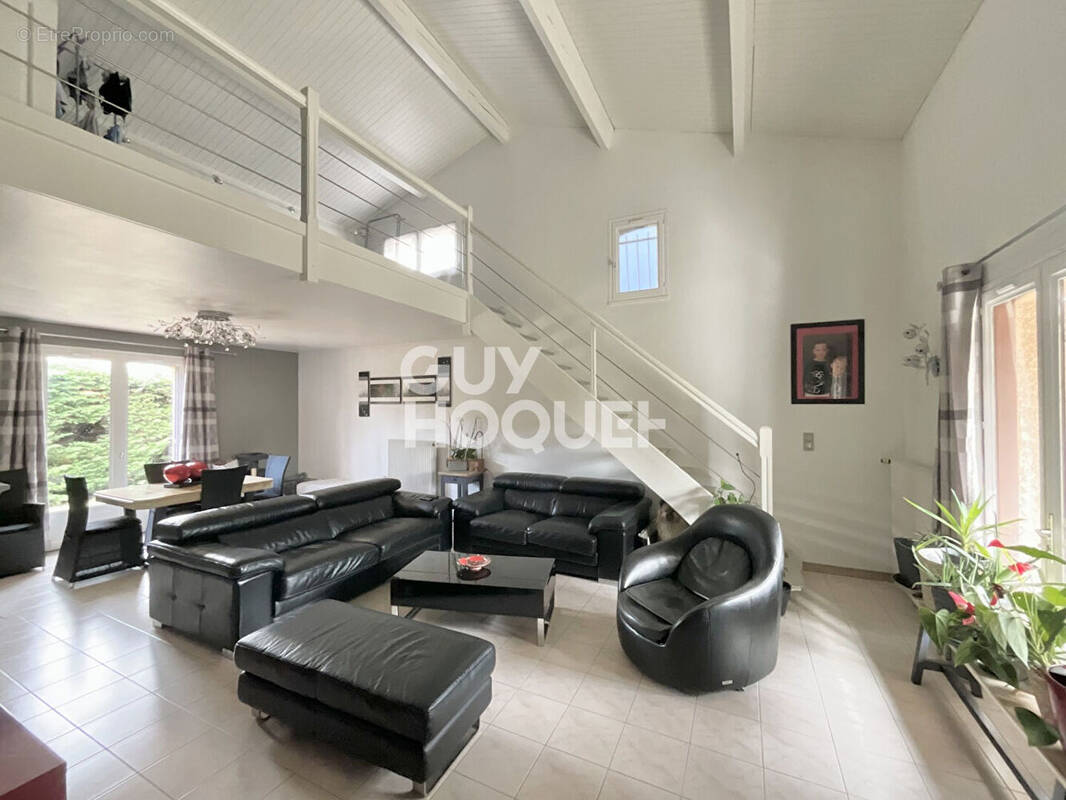 Maison à VILLENEUVE-TOLOSANE
