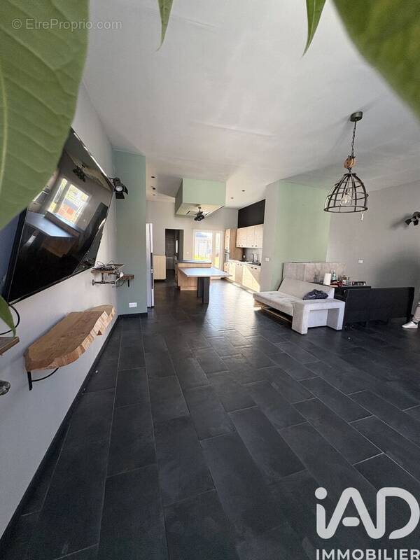 Photo 1 - Maison à THUN-SAINT-AMAND