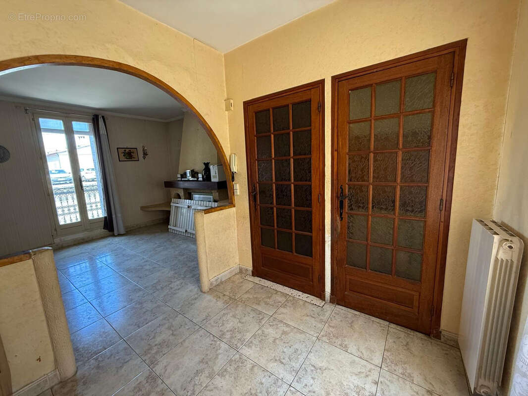 Maison à MONTAGNAC