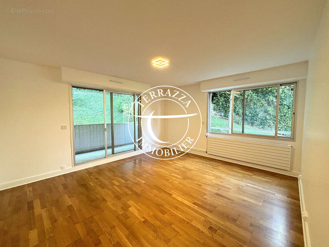 Appartement à BOUGIVAL