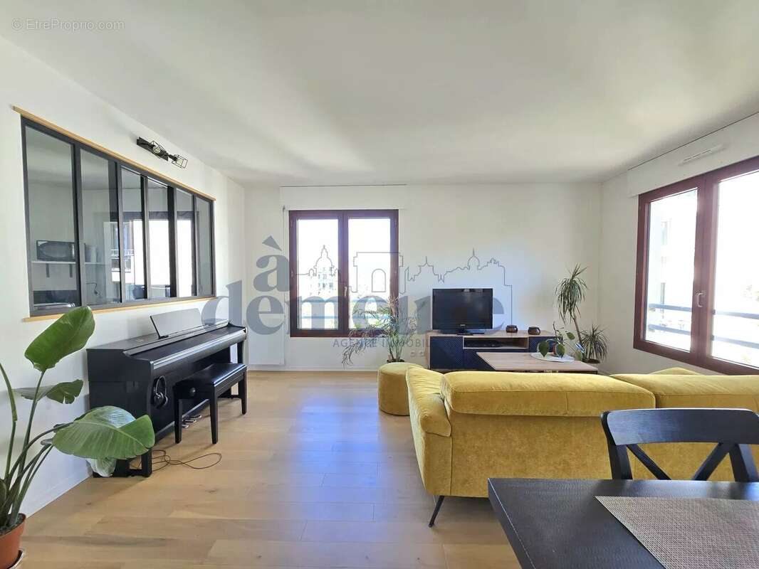 Appartement à ISSY-LES-MOULINEAUX