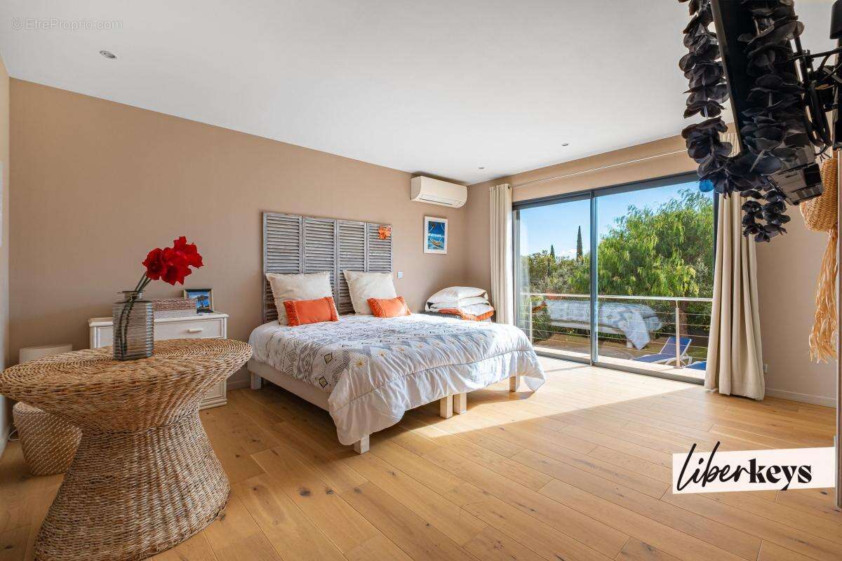 Maison à TRANS-EN-PROVENCE