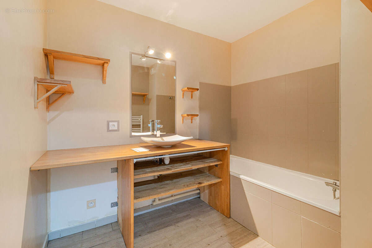 Appartement à MARSEILLE-12E