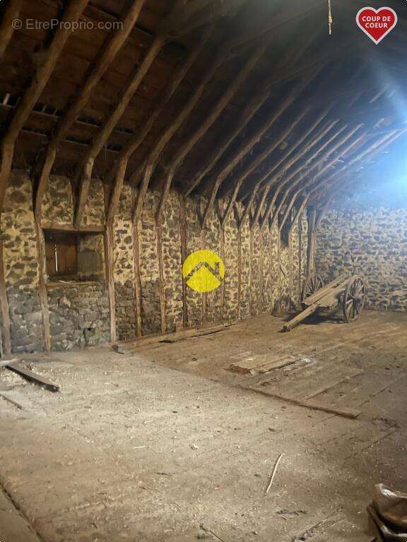 Maison à SAINT-FLOUR