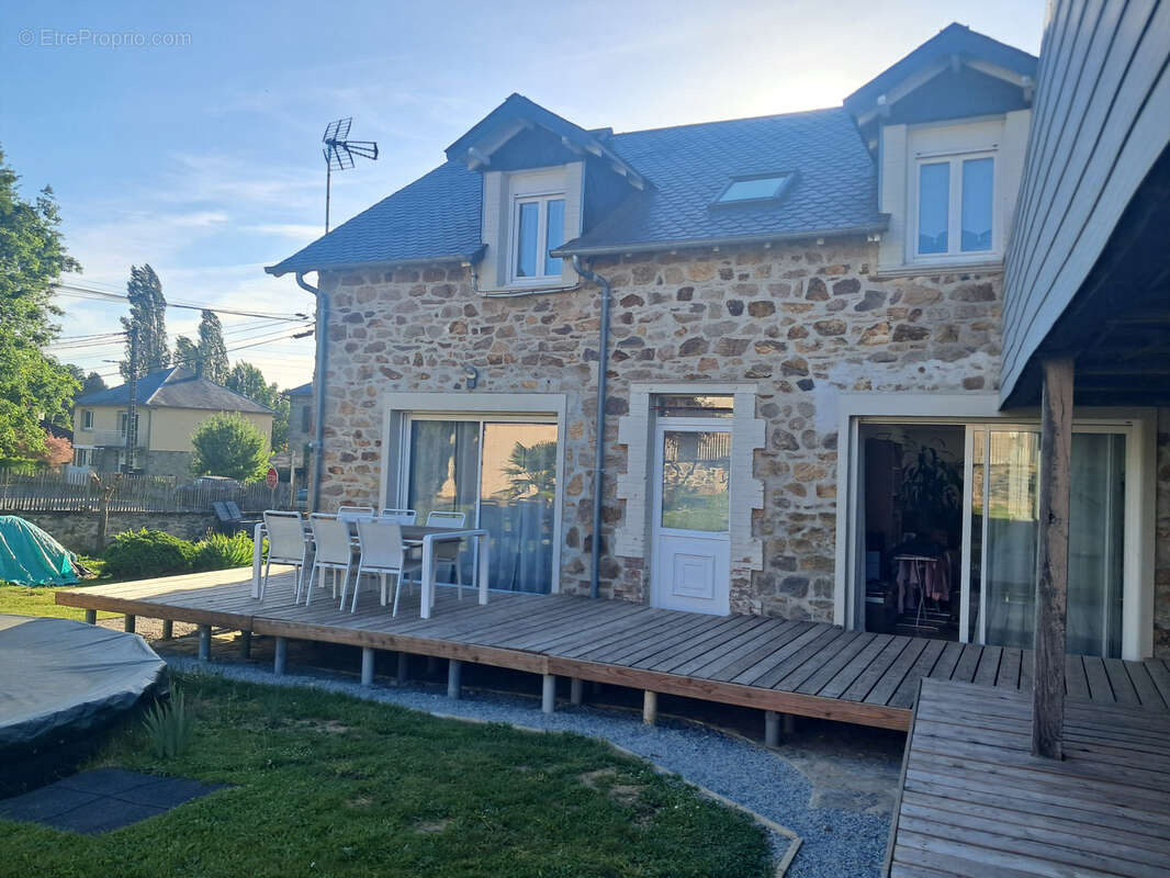 Maison à MASSERET