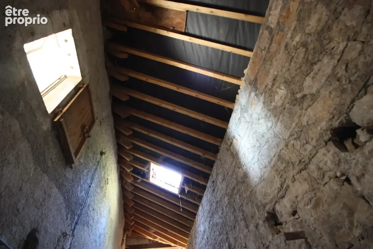Maison à finir de rénover 7 pièces 280m² sur 4345m² CORMARANCHE EN BUGEY (01) - photo 26