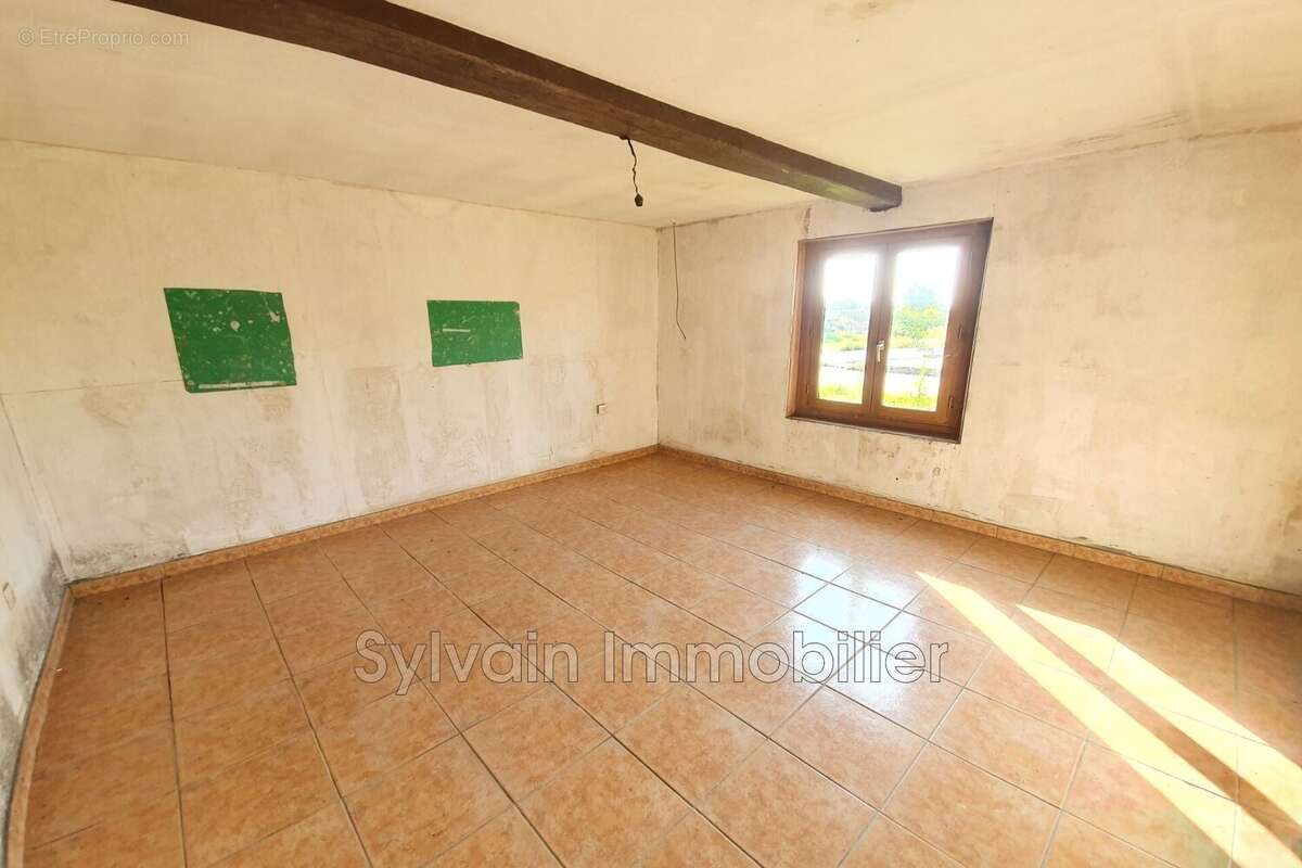 Maison 65 m² à Saint-Arnoult  - photo 4