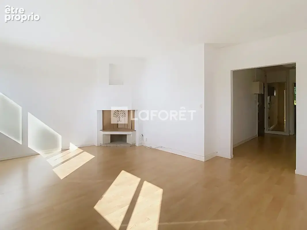 Appartement Gradignan 3 pièce(s) 72.09 m2 - photo 2