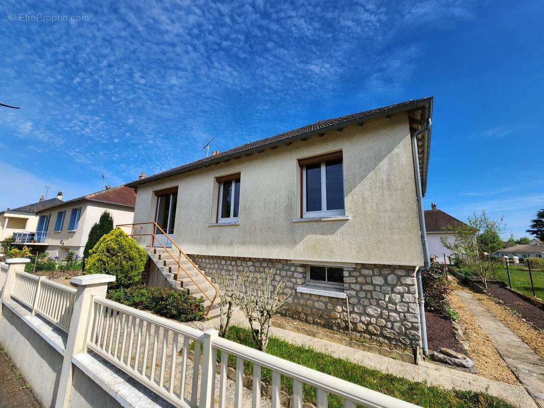Maison à MONDOUBLEAU