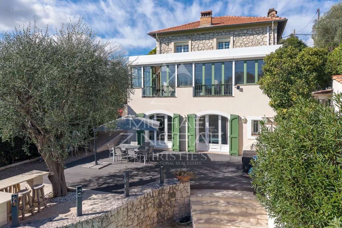 Maison à CAGNES-SUR-MER
