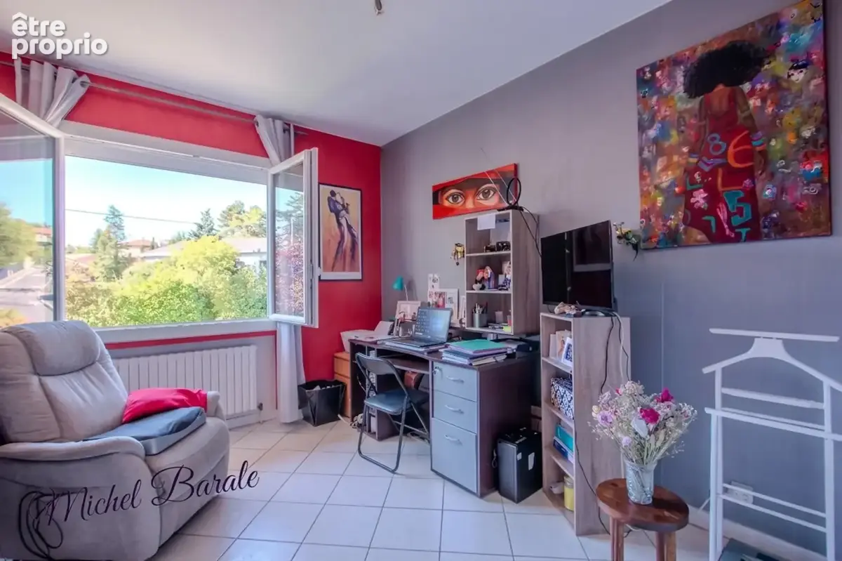 Dardilly – propriété familiale de 222 m² – 6 chambres – t2 indépendant – terrain de 1 647 m² – vue panoramique - photo 24